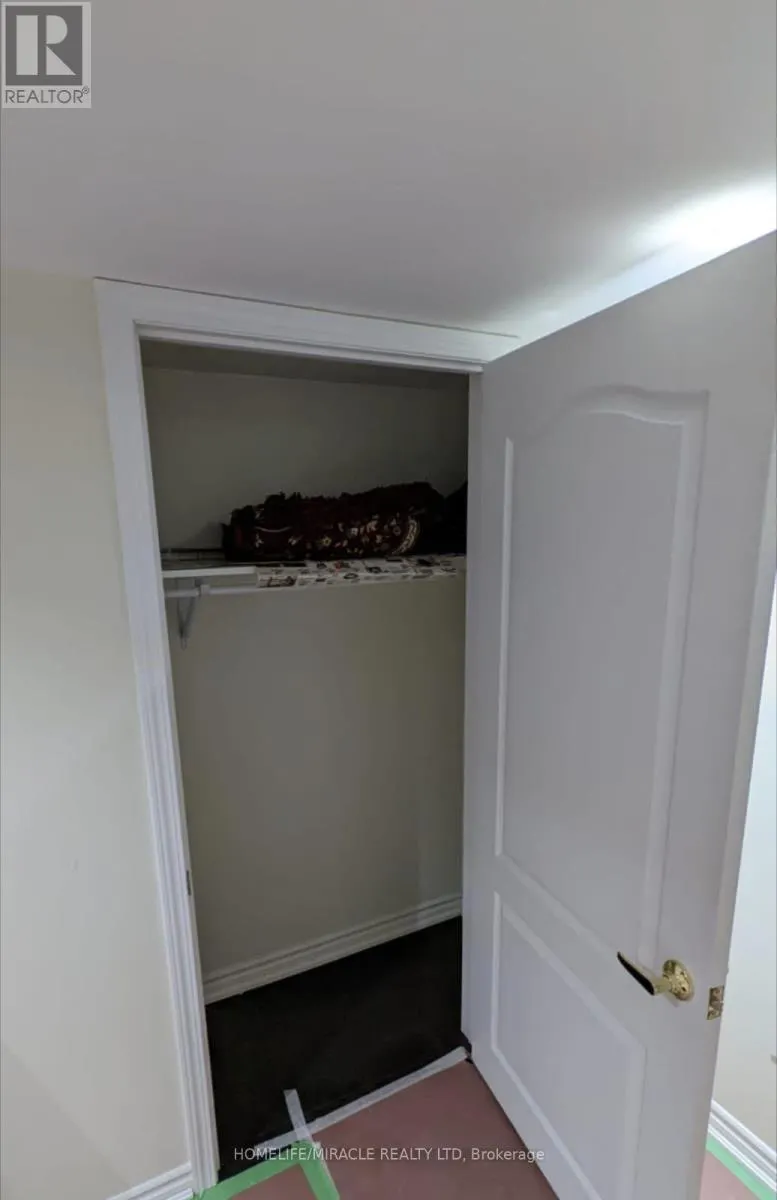 LOWER LEVEL - 19 LISSON CRESCENT