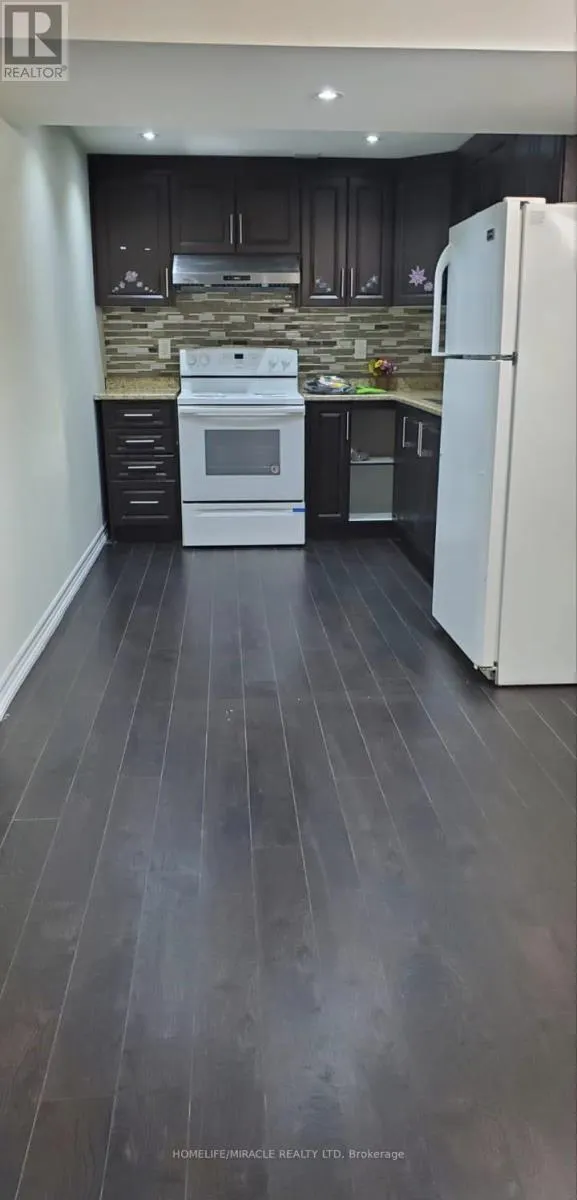 LOWER LEVEL - 19 LISSON CRESCENT