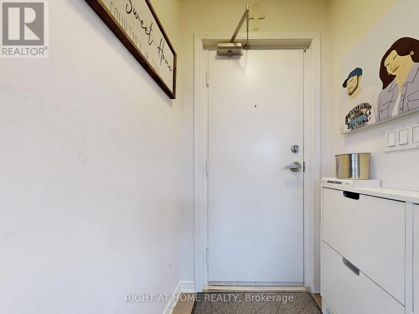 201 - 1100 BRIAR HILL AVENUE