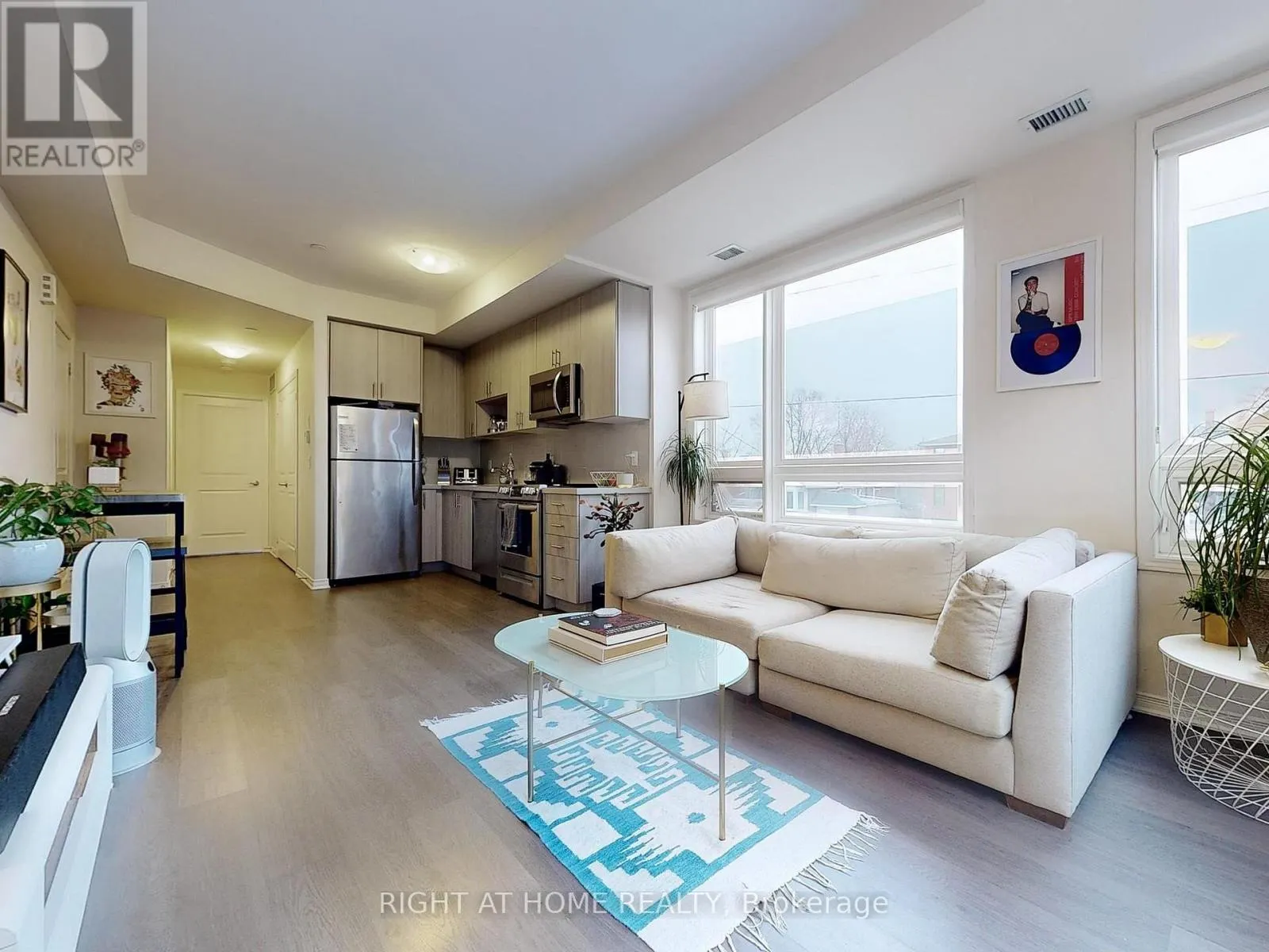 201 - 1100 BRIAR HILL AVENUE