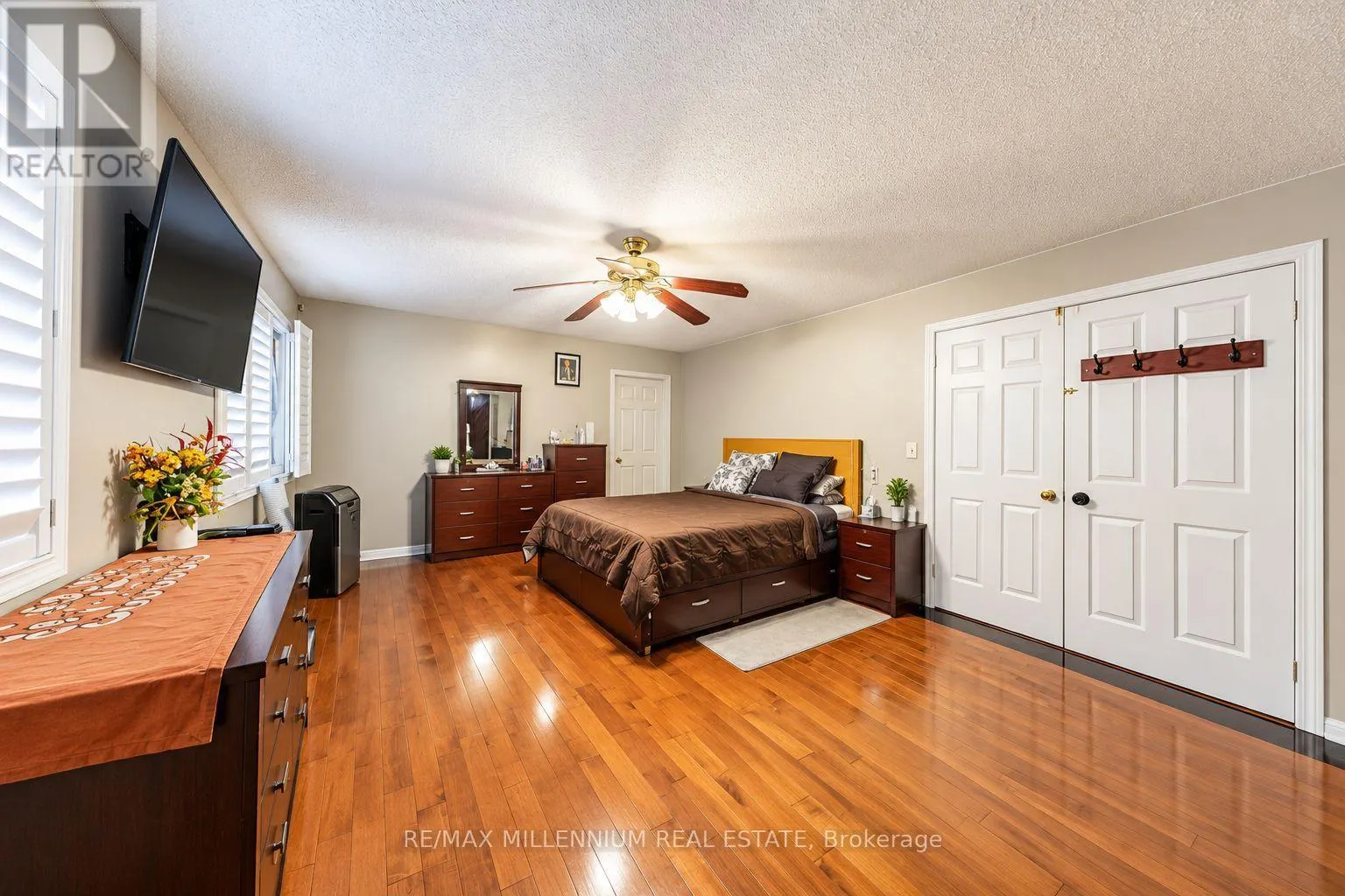 3 COGSWELL CRESCENT