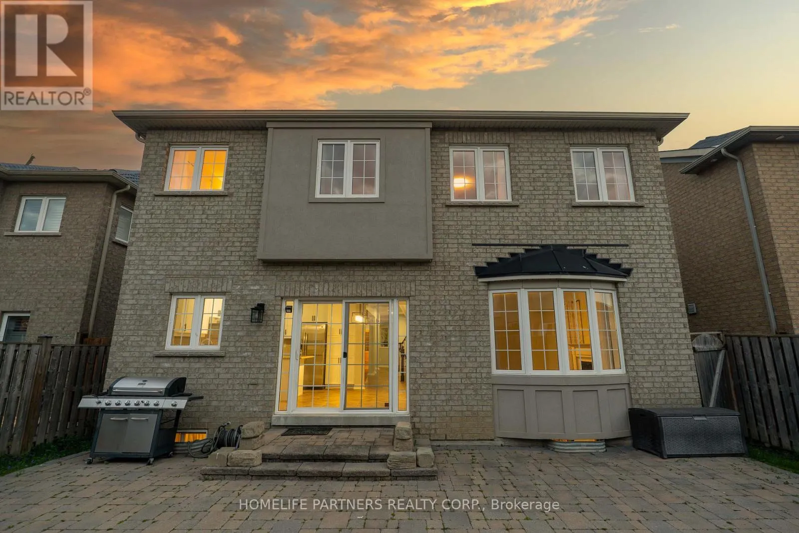 15 OAKHAVEN ROAD