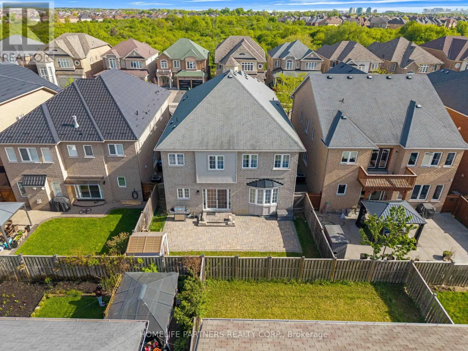 15 OAKHAVEN ROAD