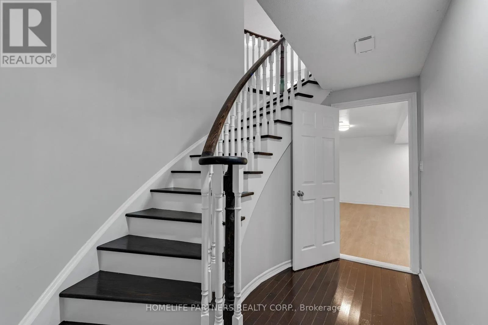 15 OAKHAVEN ROAD