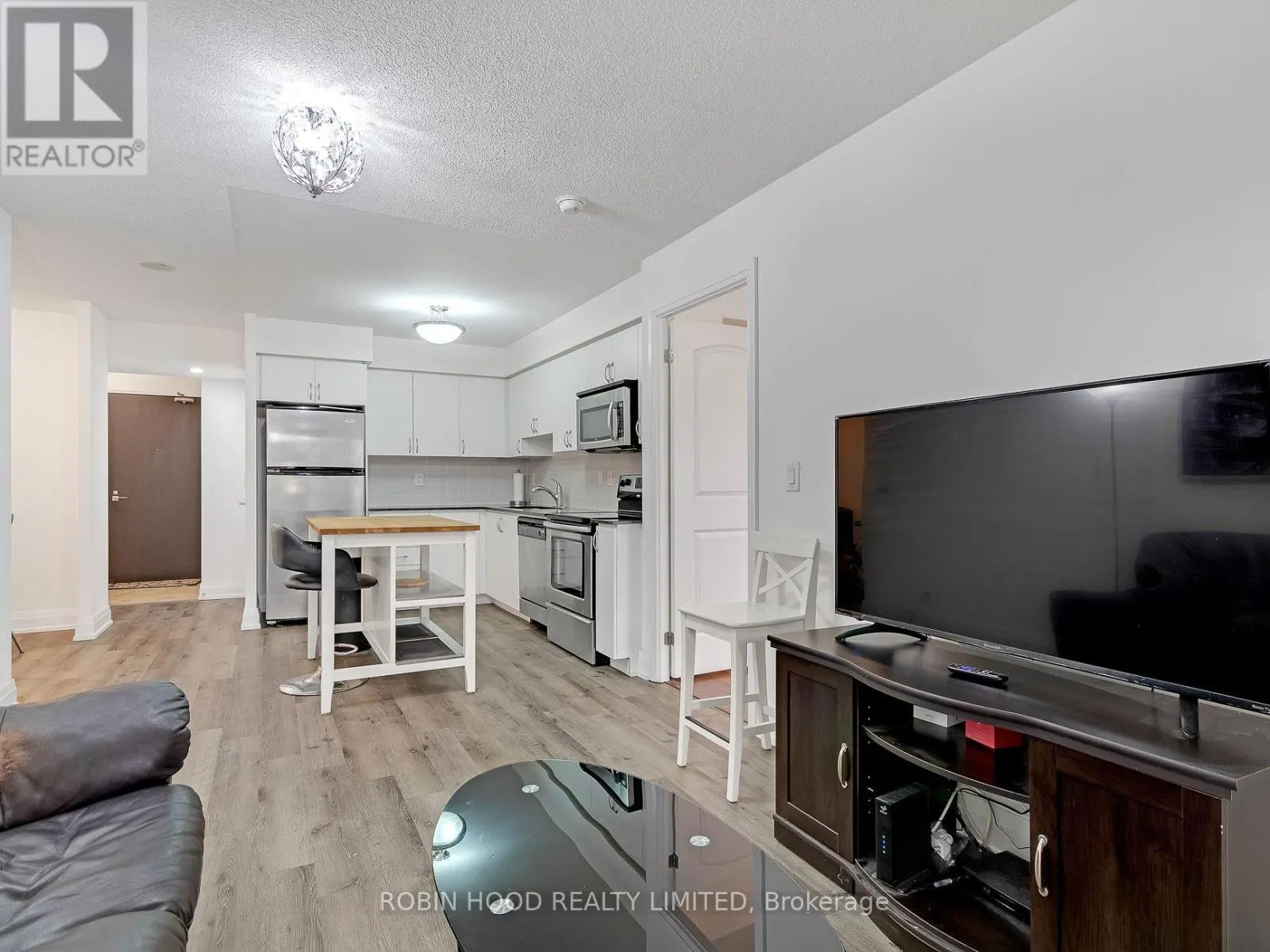 601 - 1 DE BOERS DRIVE