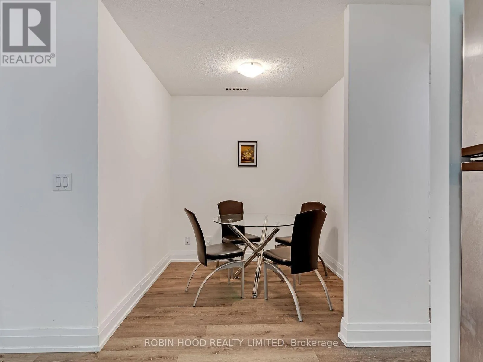 601 - 1 DE BOERS DRIVE