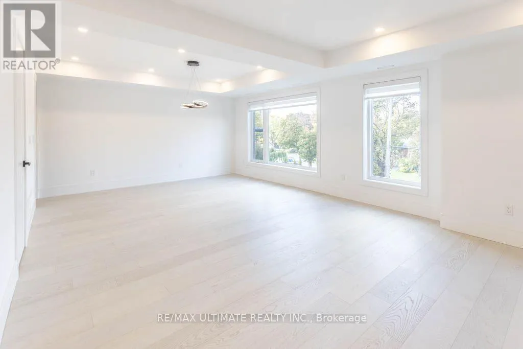 33 FLINDON ROAD