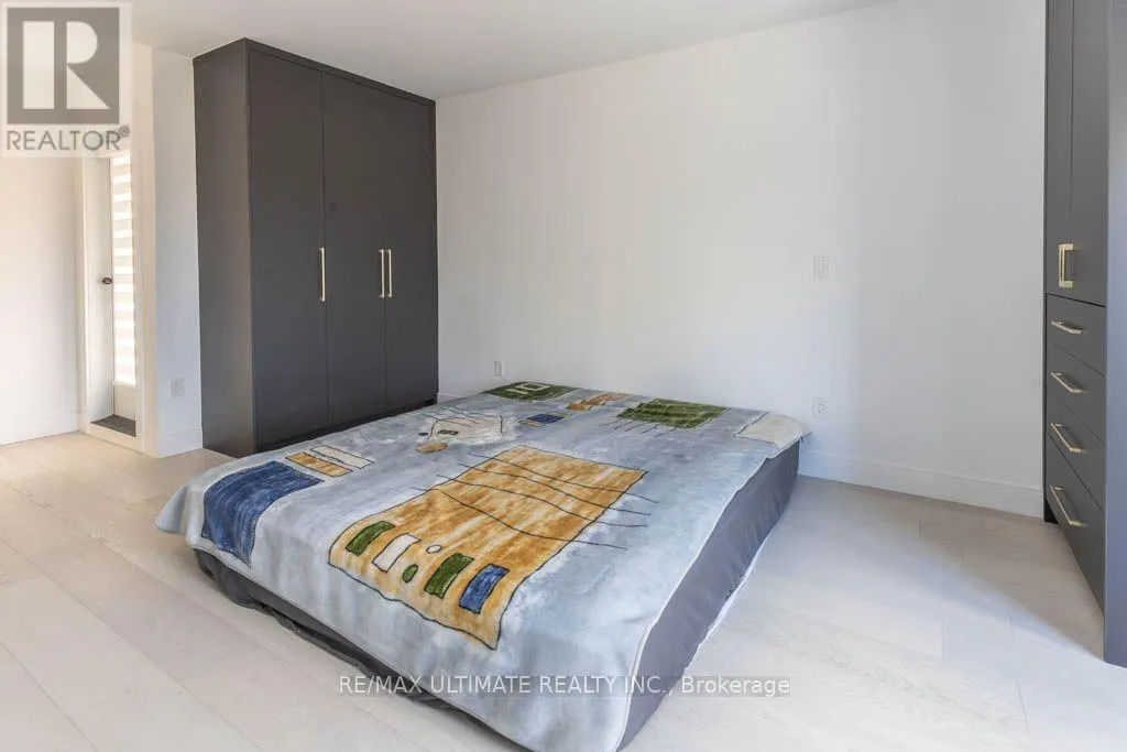 33 FLINDON ROAD