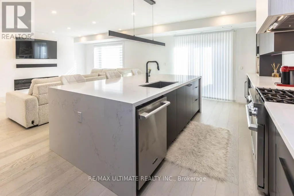 33 FLINDON ROAD