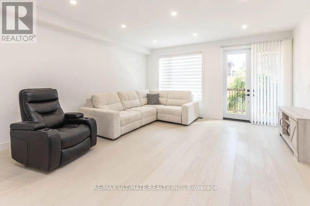 33 FLINDON ROAD