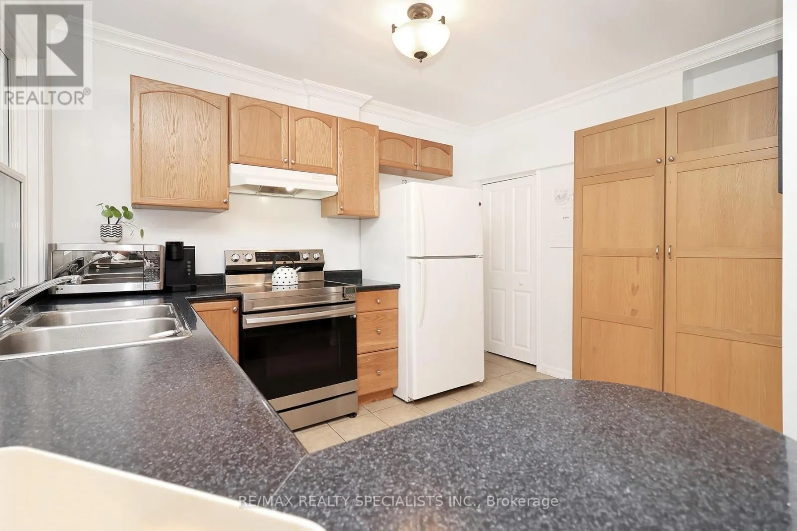 38 MIMICO AVENUE