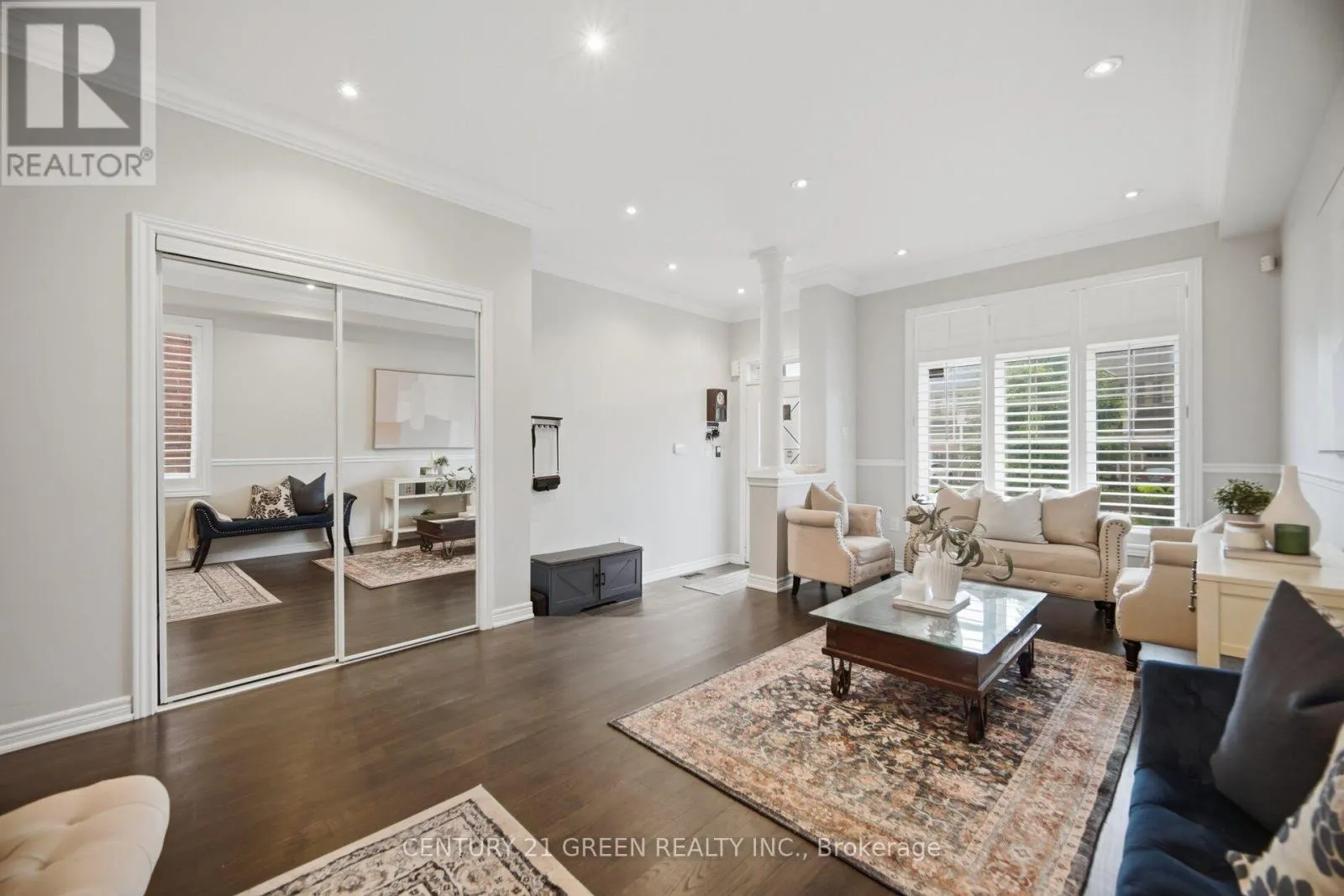 399 SAVOLINE BOULEVARD