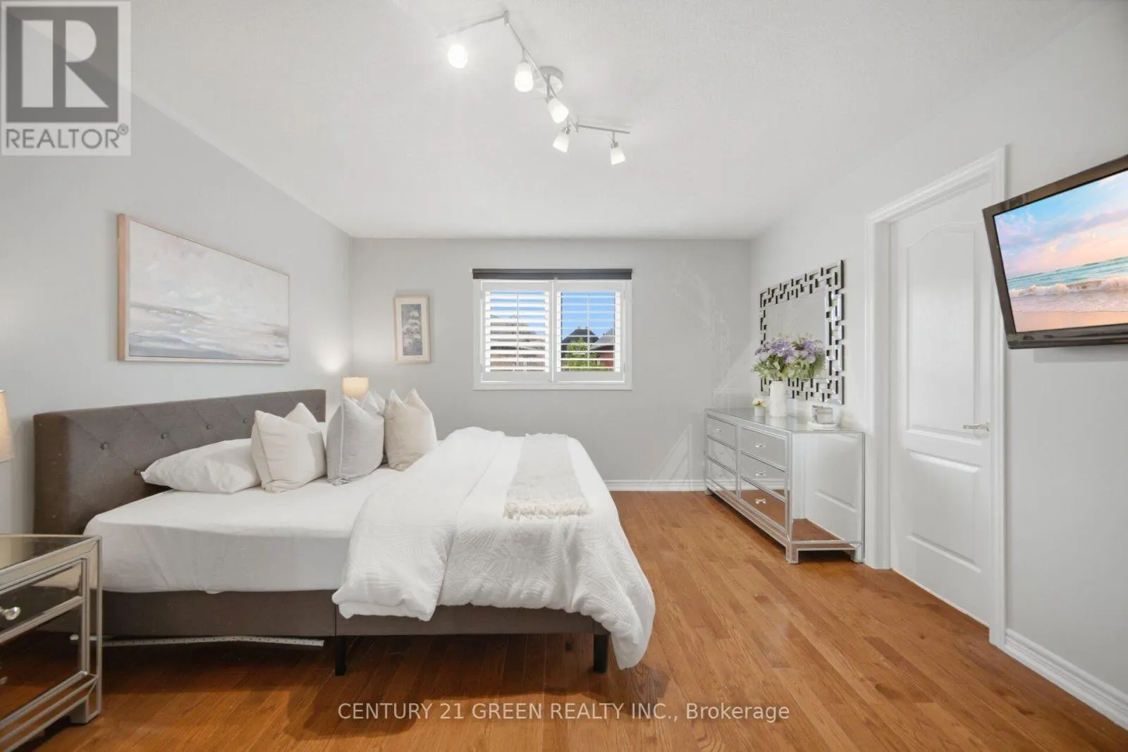 399 SAVOLINE BOULEVARD