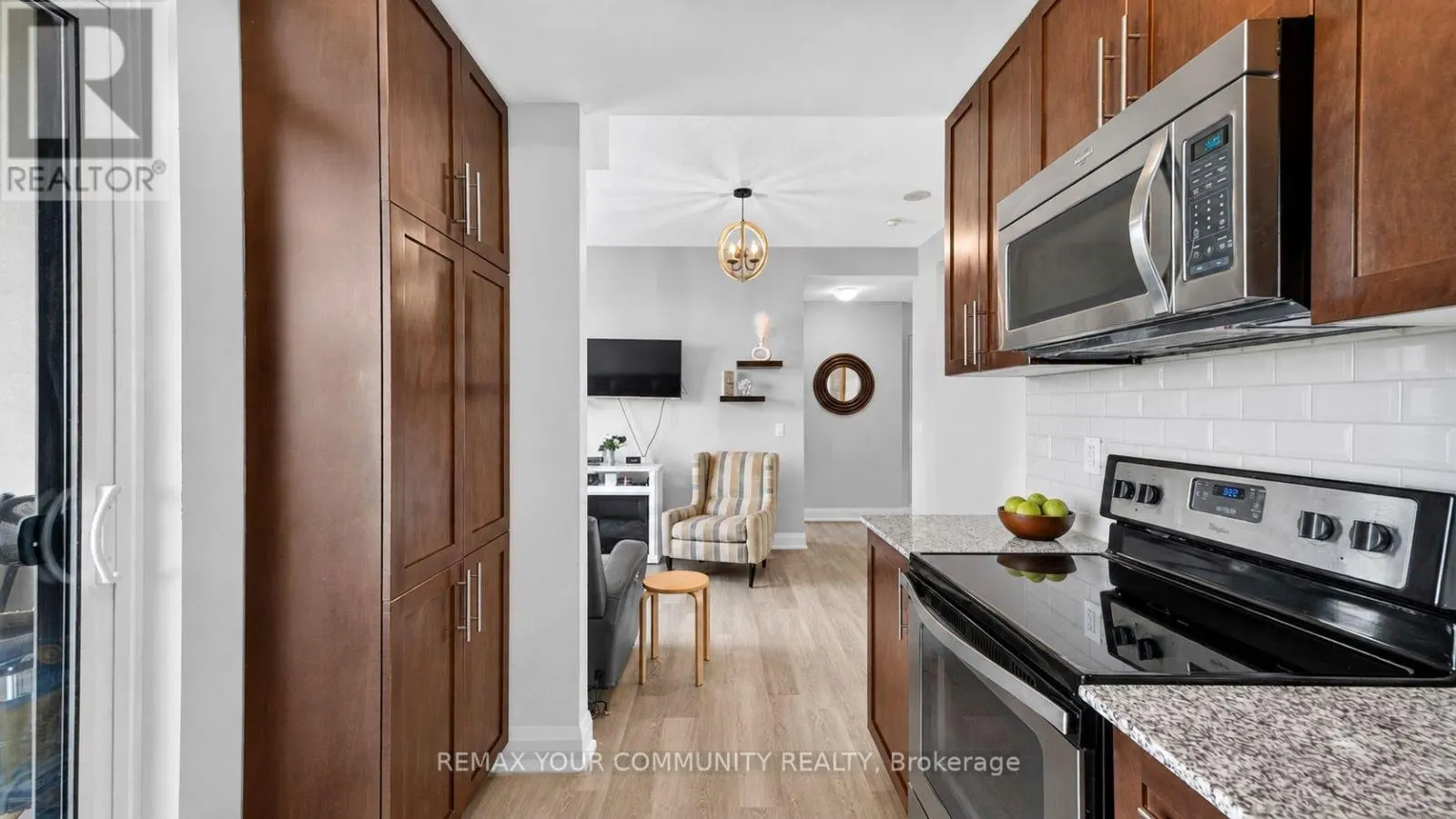 610 - 55 YORKLAND BOULEVARD