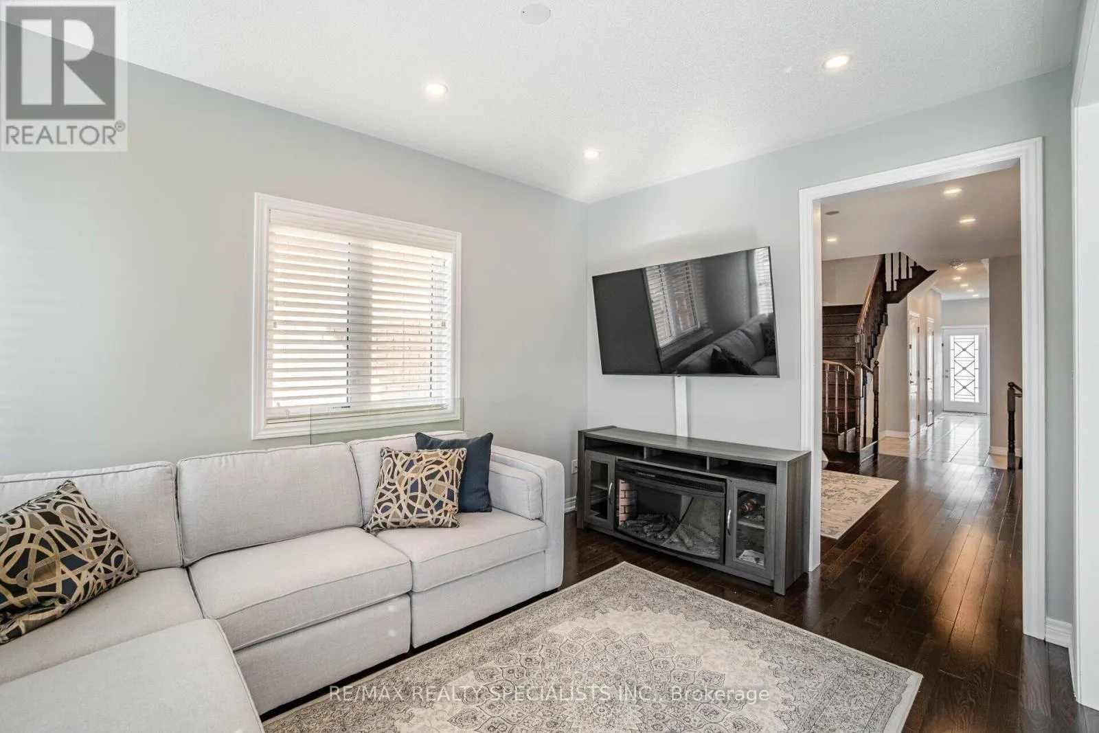 93 YARDLEY CRESCENT