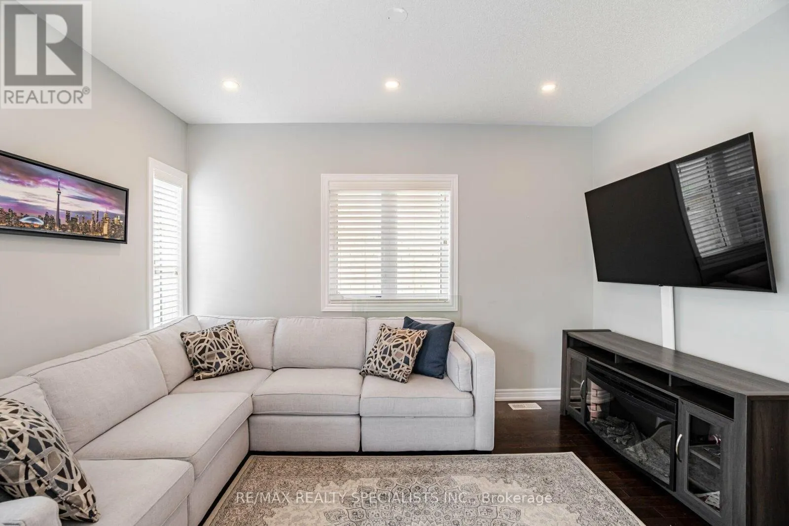 93 YARDLEY CRESCENT
