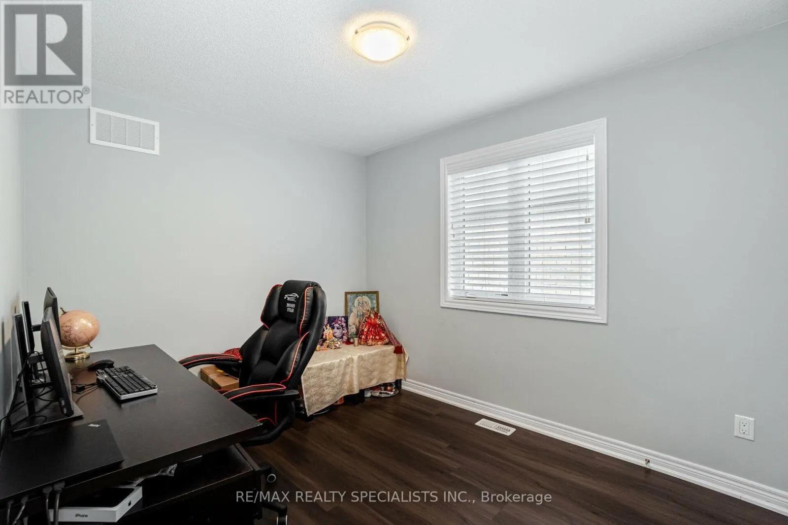 93 YARDLEY CRESCENT
