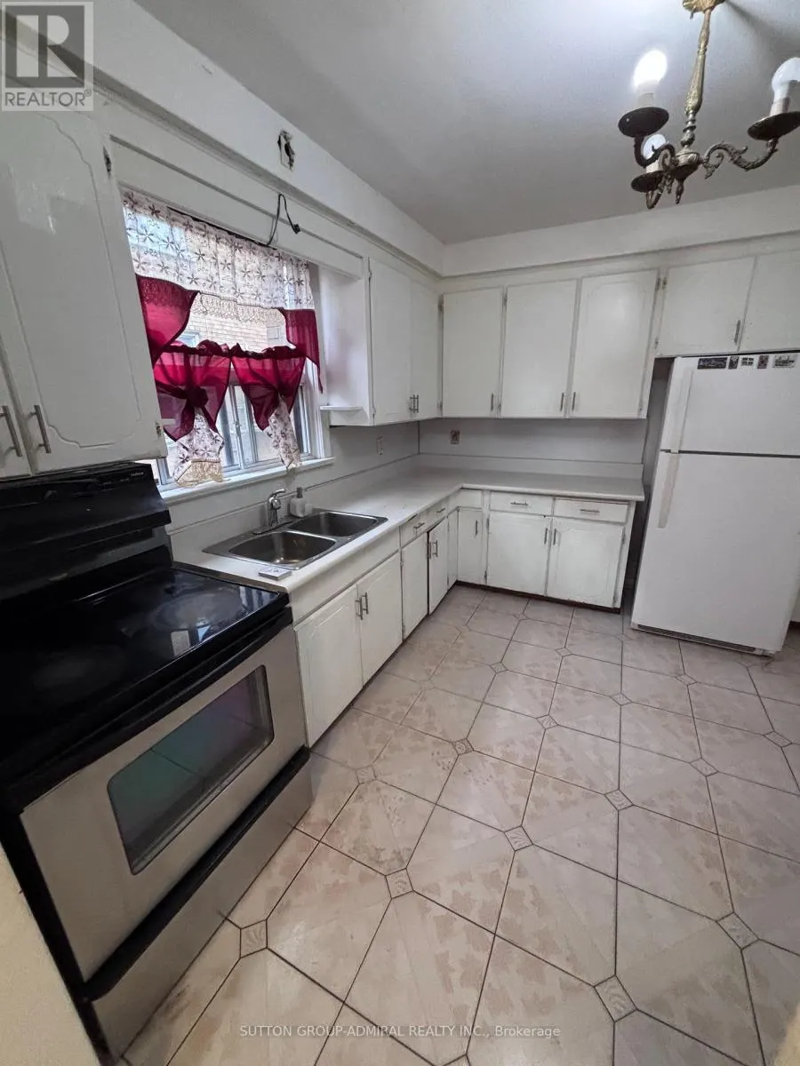 UNIT 2 - 7 ELWAY COURT