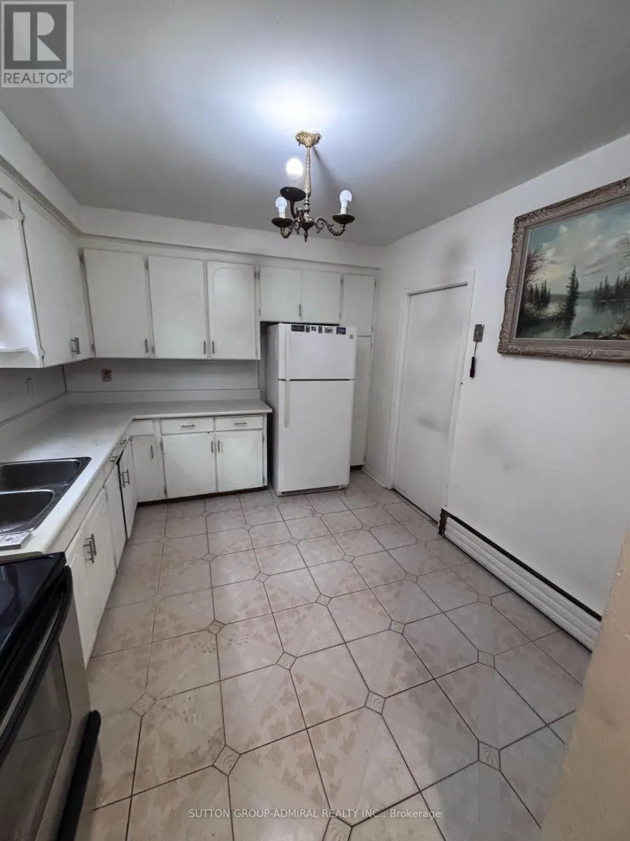 UNIT 2 - 7 ELWAY COURT