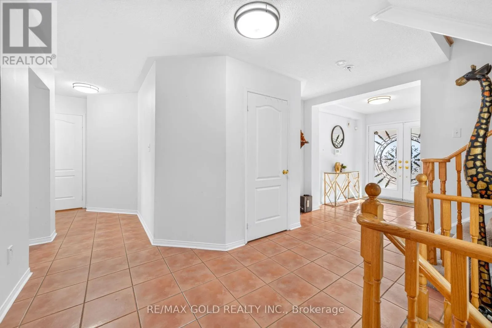 19 BRIARDALE ROAD