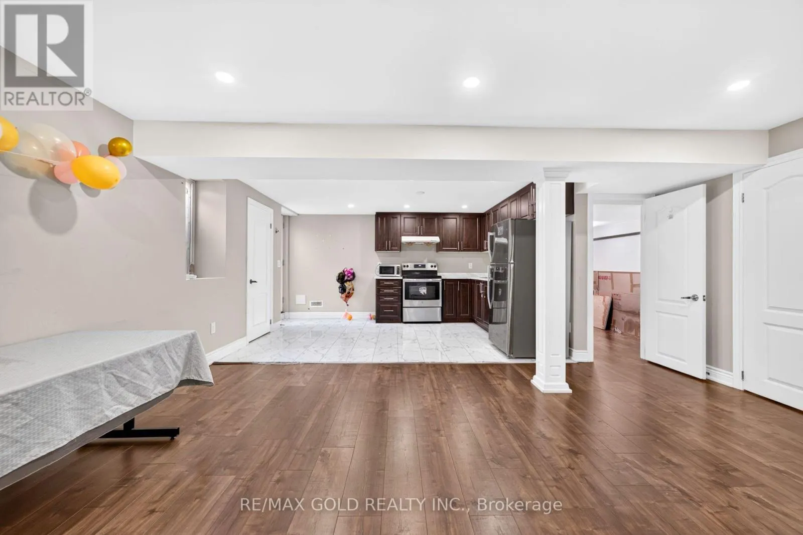19 BRIARDALE ROAD