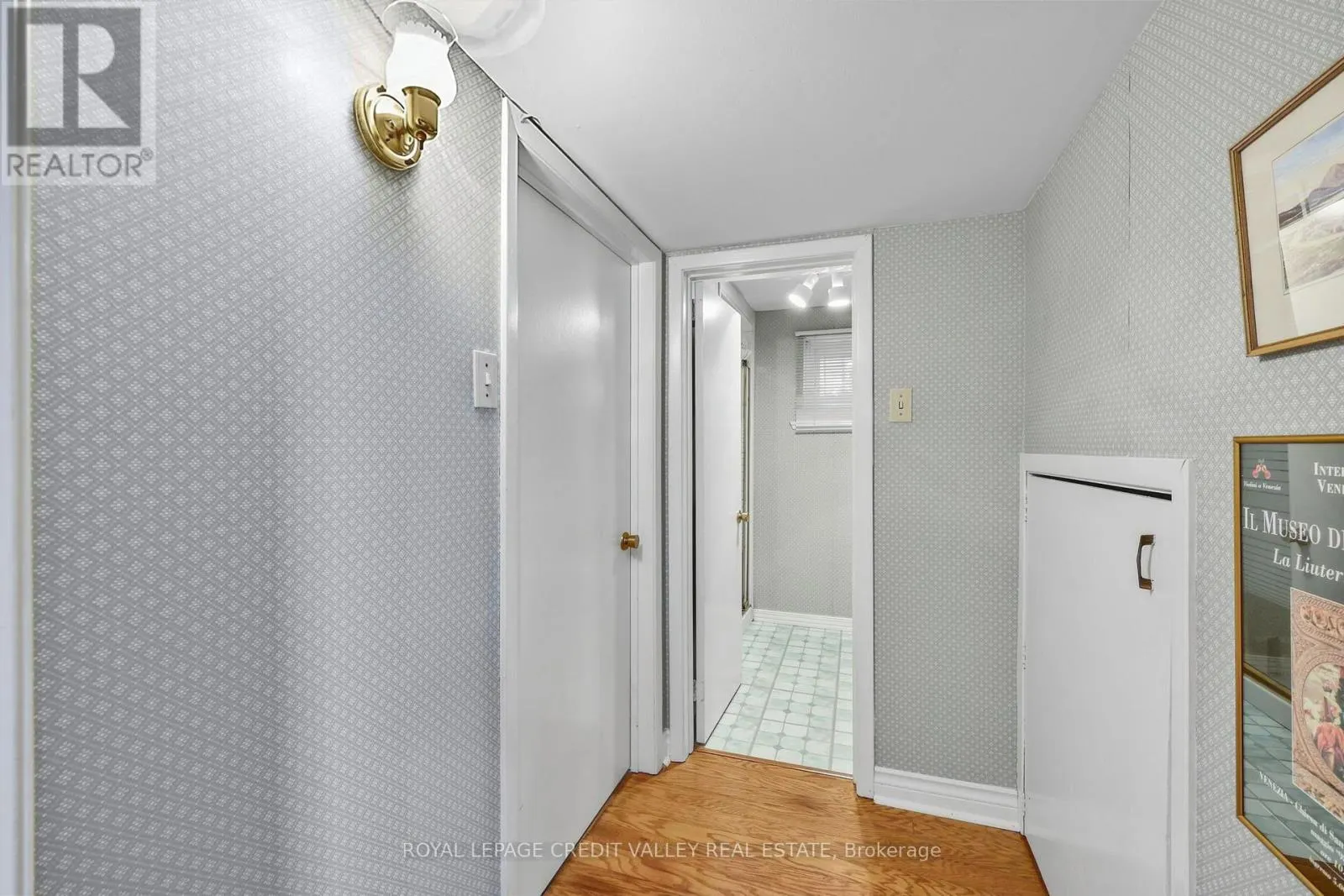 30 PARKVIEW PLACE