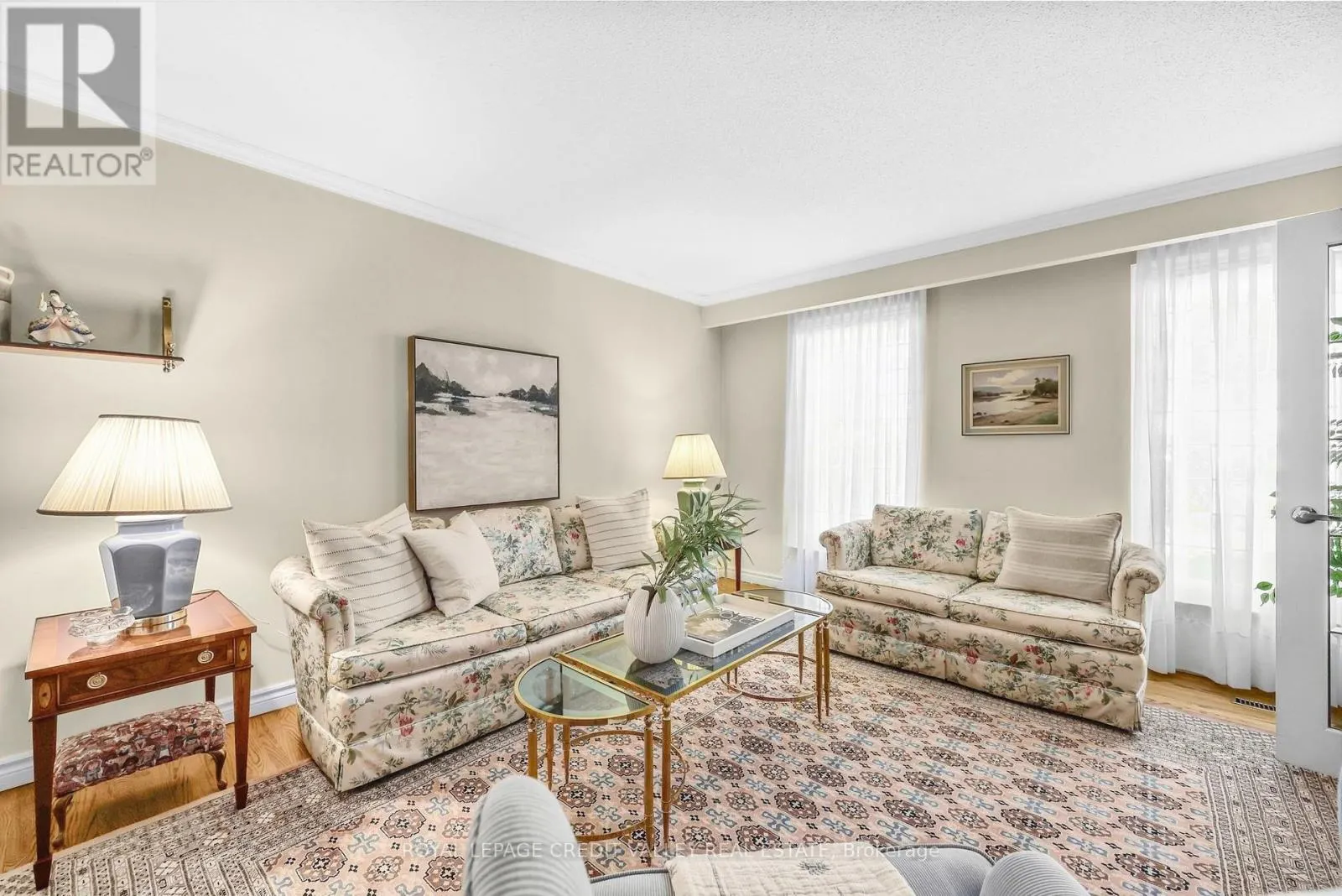 30 PARKVIEW PLACE