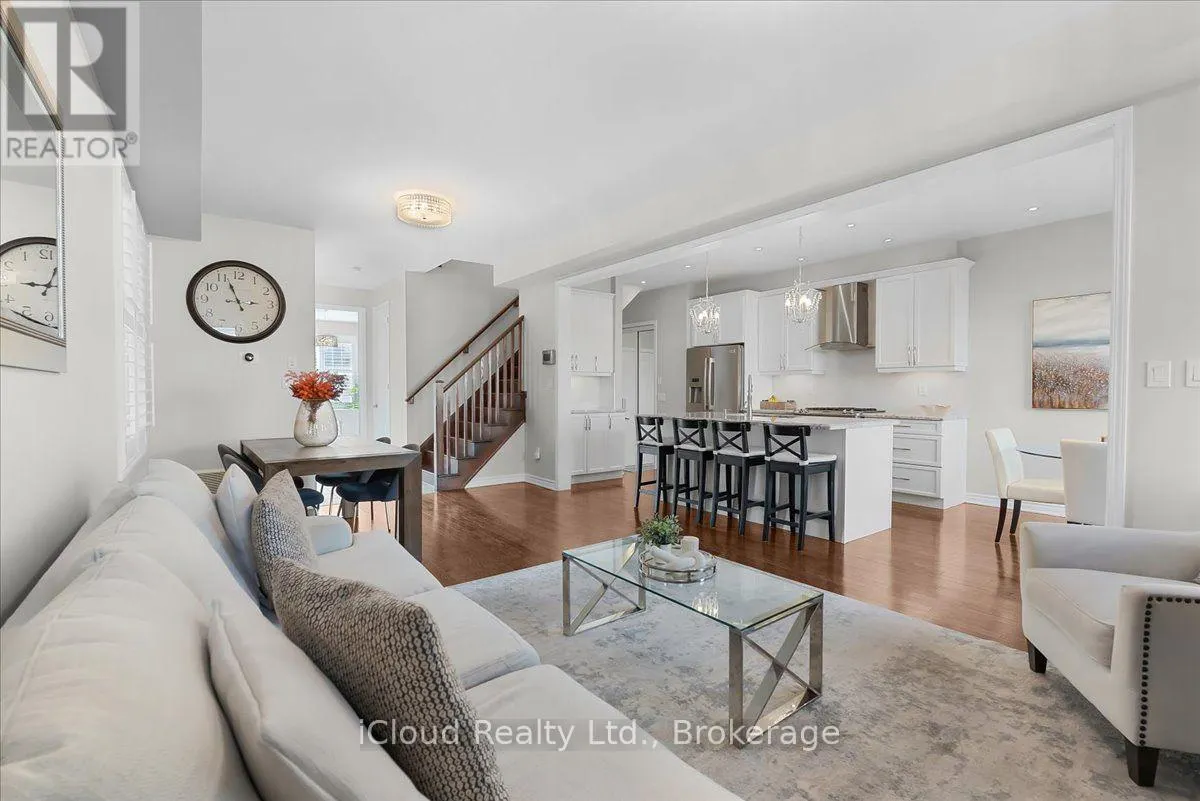337 CEDAR HEDGE