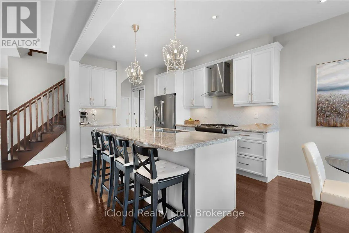 337 CEDAR HEDGE