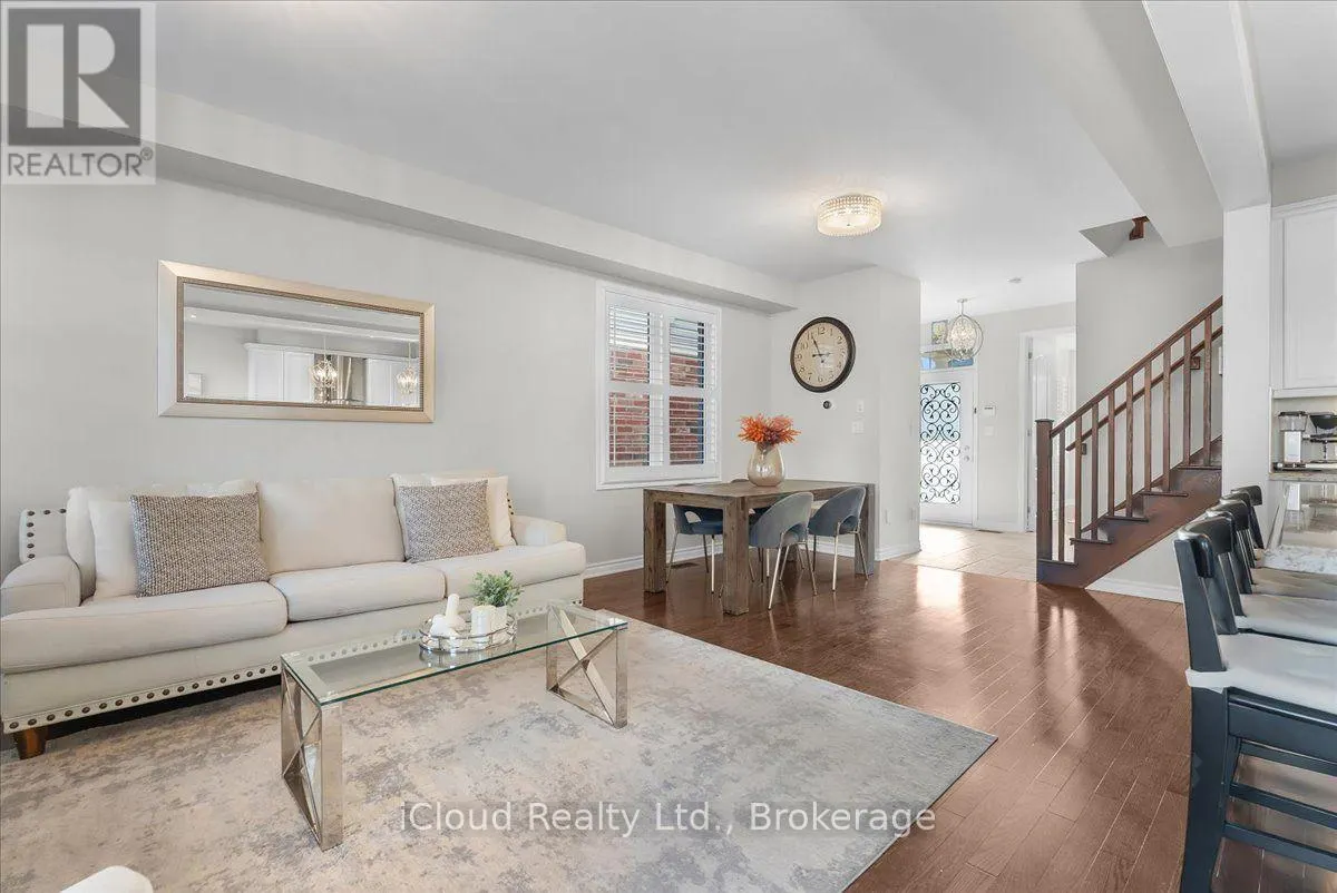 337 CEDAR HEDGE