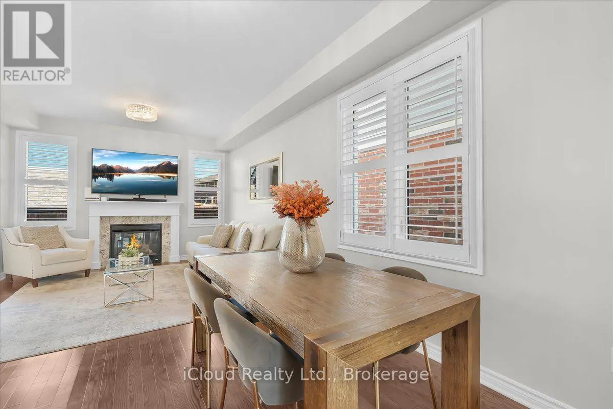337 CEDAR HEDGE