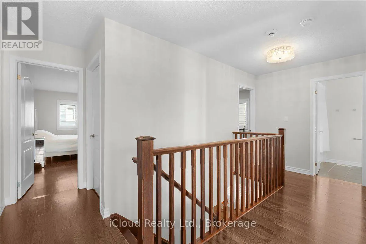 337 CEDAR HEDGE