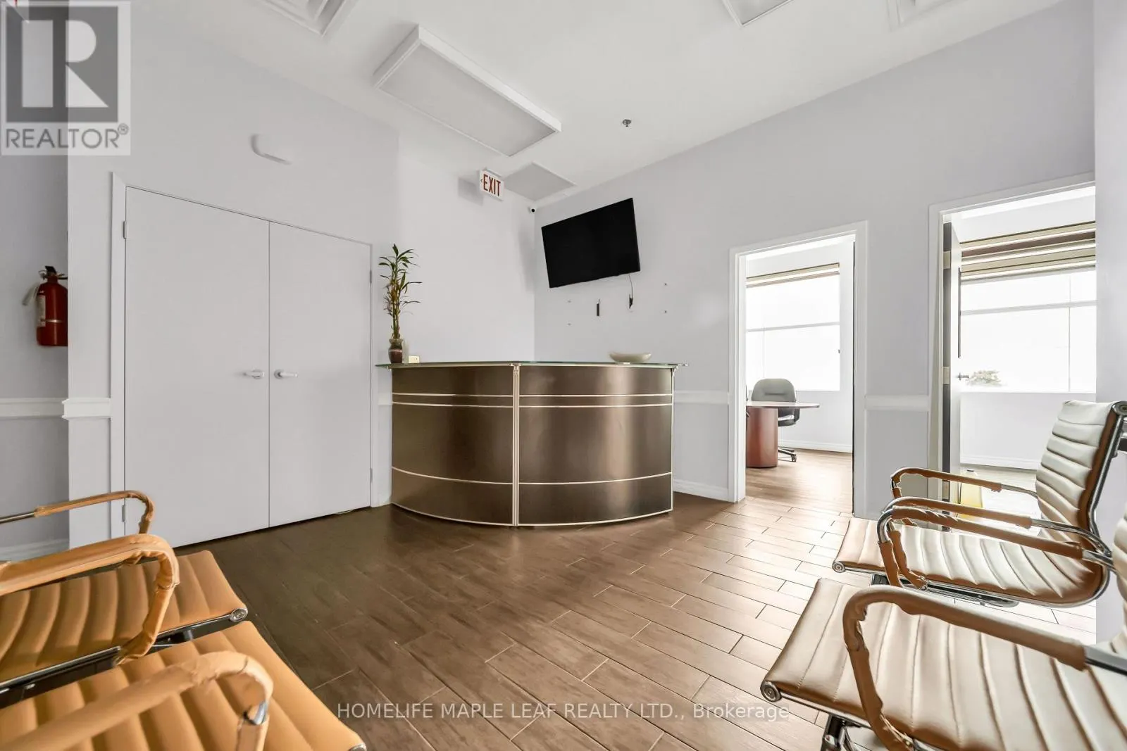 214 - 5 BRISDALE DRIVE