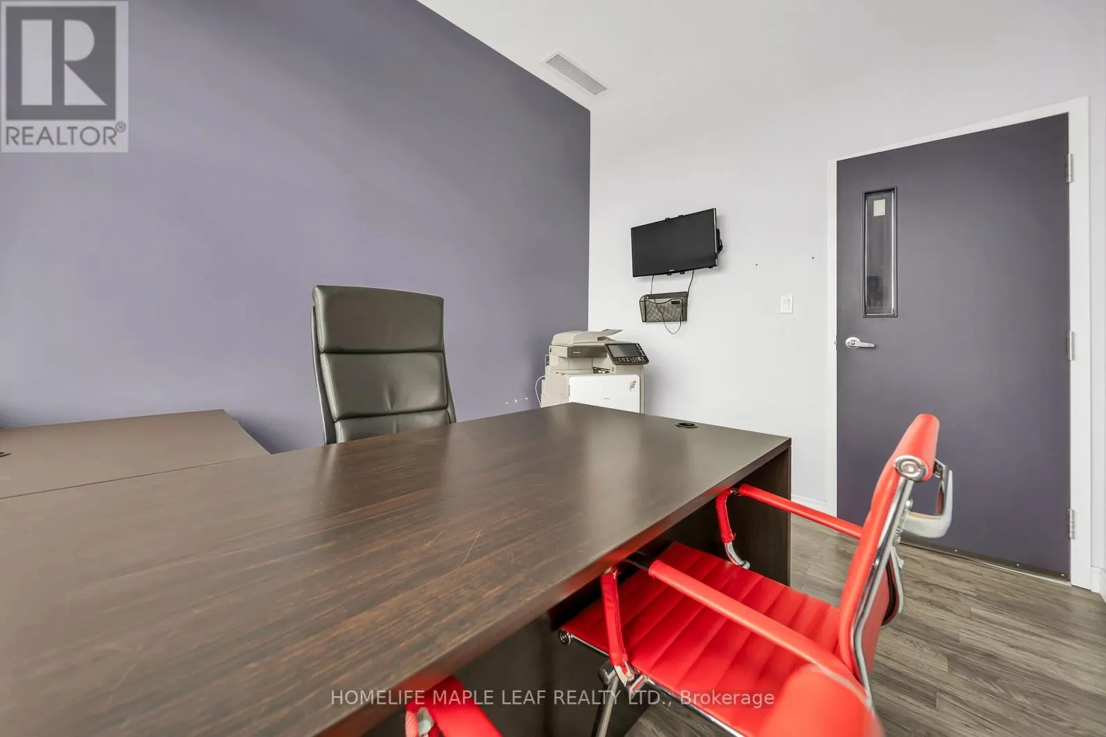 214 - 5 BRISDALE DRIVE