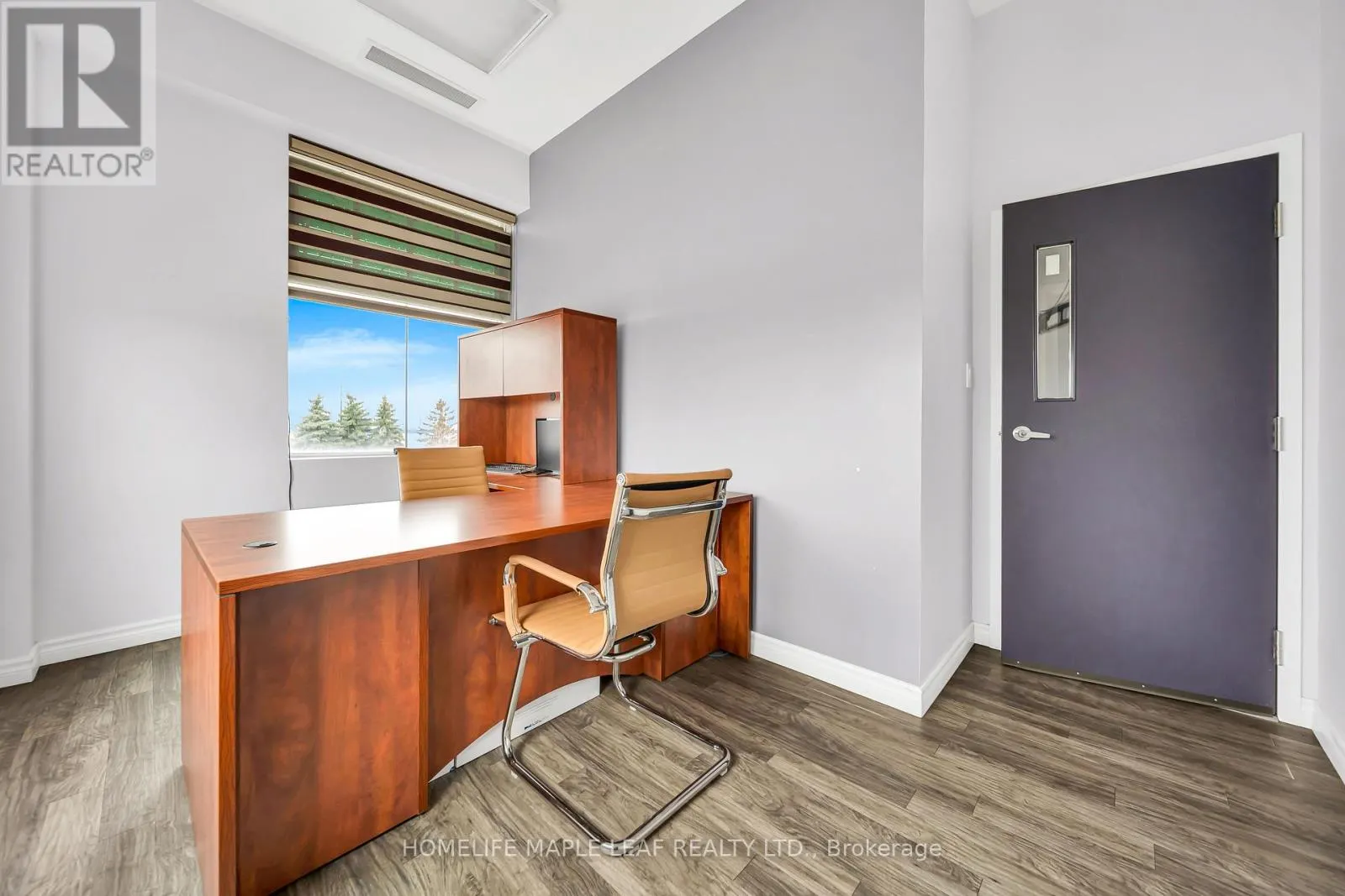 214 - 5 BRISDALE DRIVE