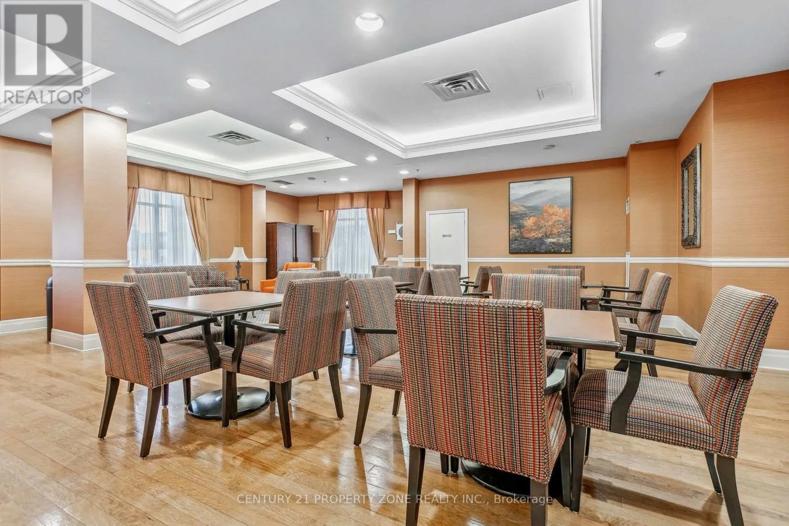103 - 350 PRINCESS ROYAL DRIVE