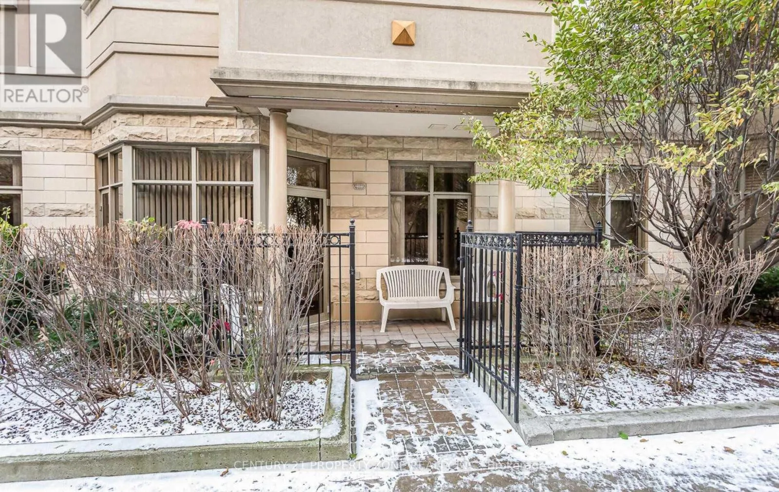 103 - 350 PRINCESS ROYAL DRIVE