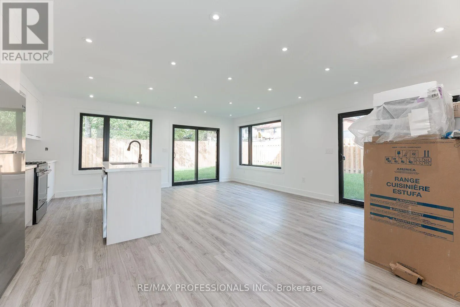 GRDNSUITE - 38 THIRTY THIRD STREET