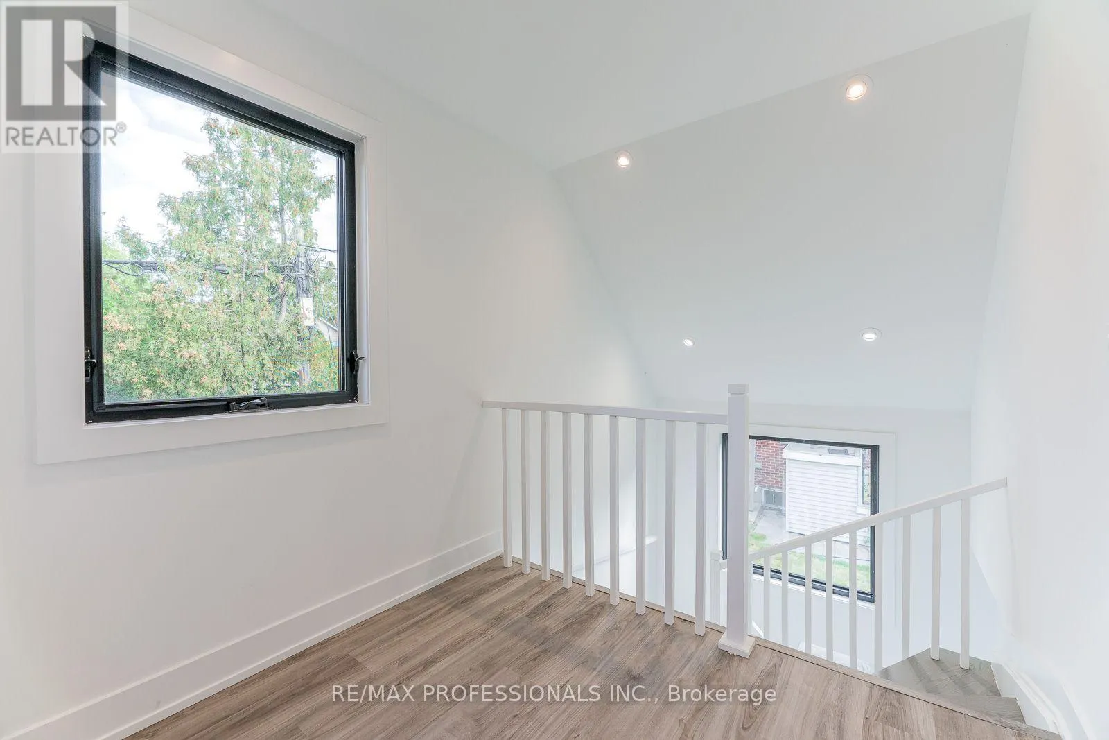 GRDNSUITE - 38 THIRTY THIRD STREET