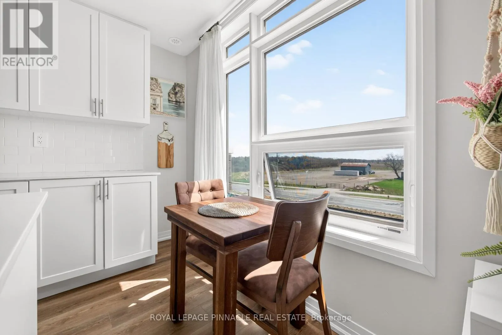 103 - 1585 ROSE WAY