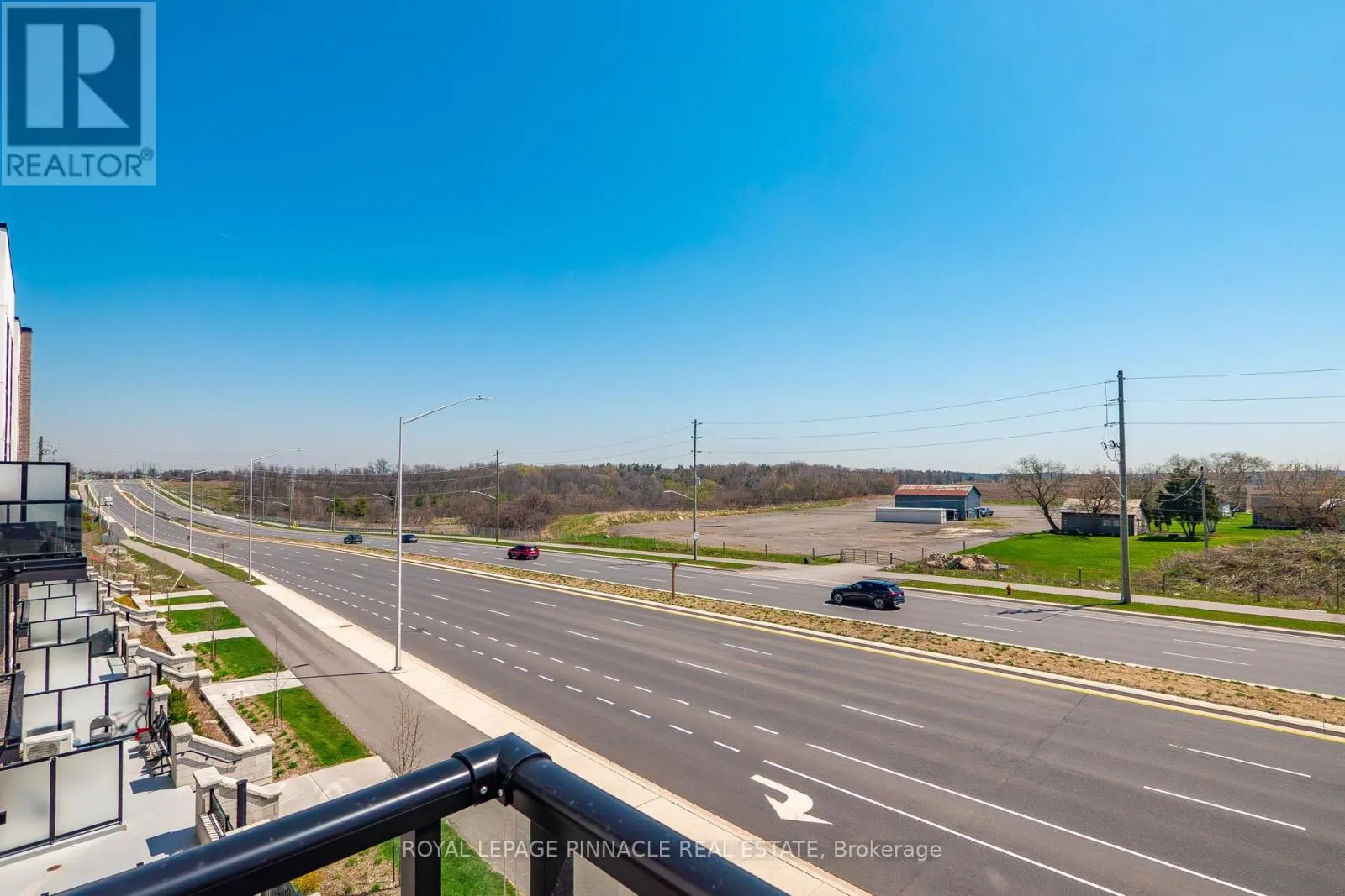 103 - 1585 ROSE WAY