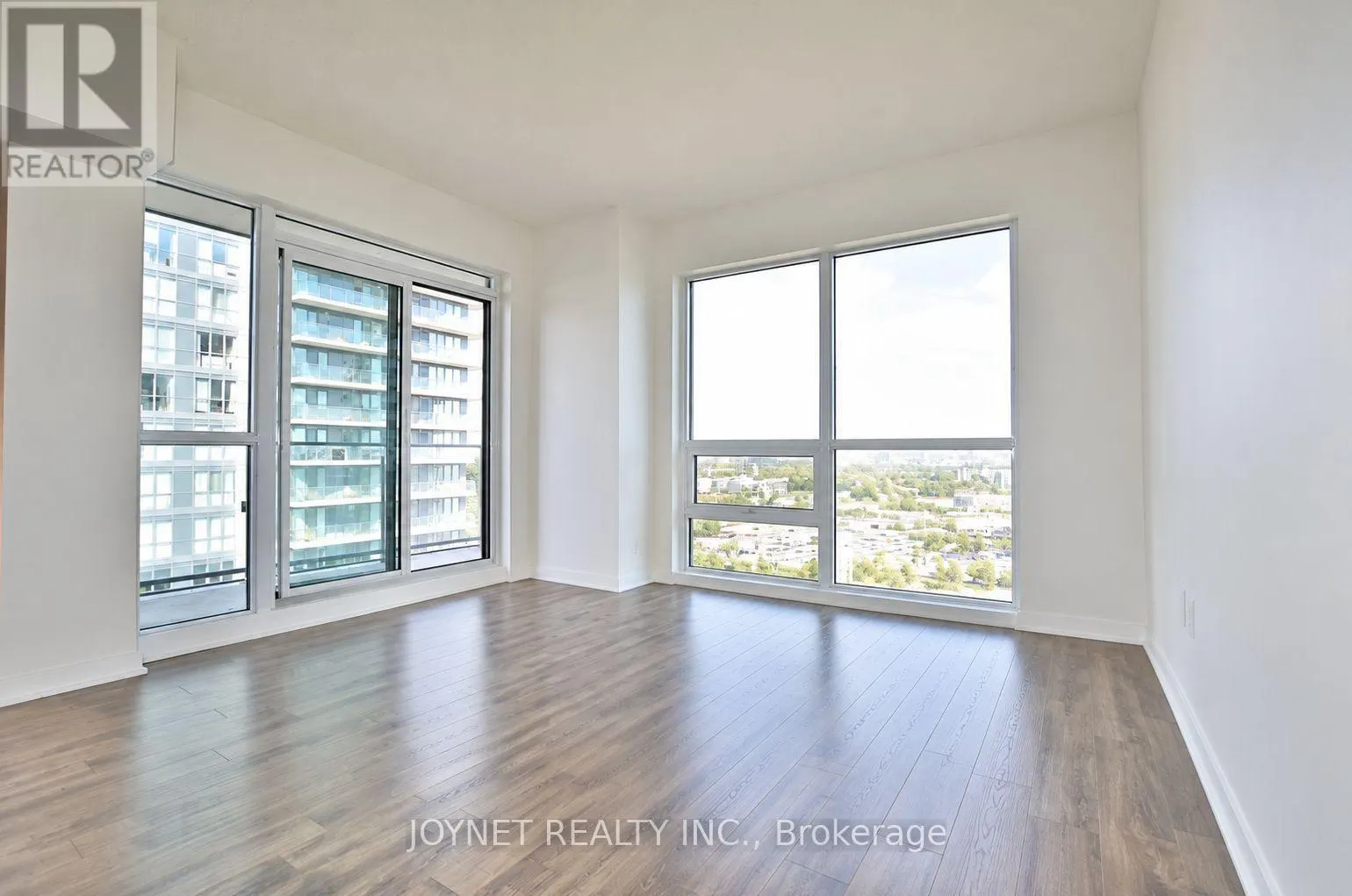 3204 - 2220 LAKE SHORE BOULEVARD W