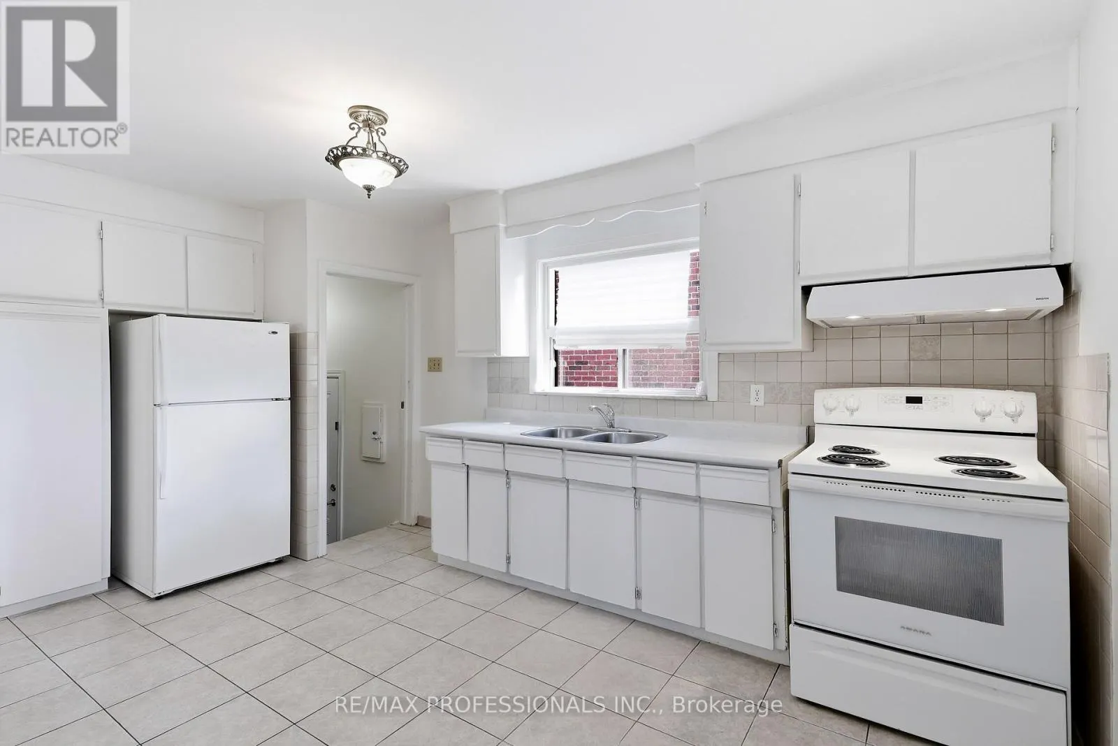 111 WESLEY STREET