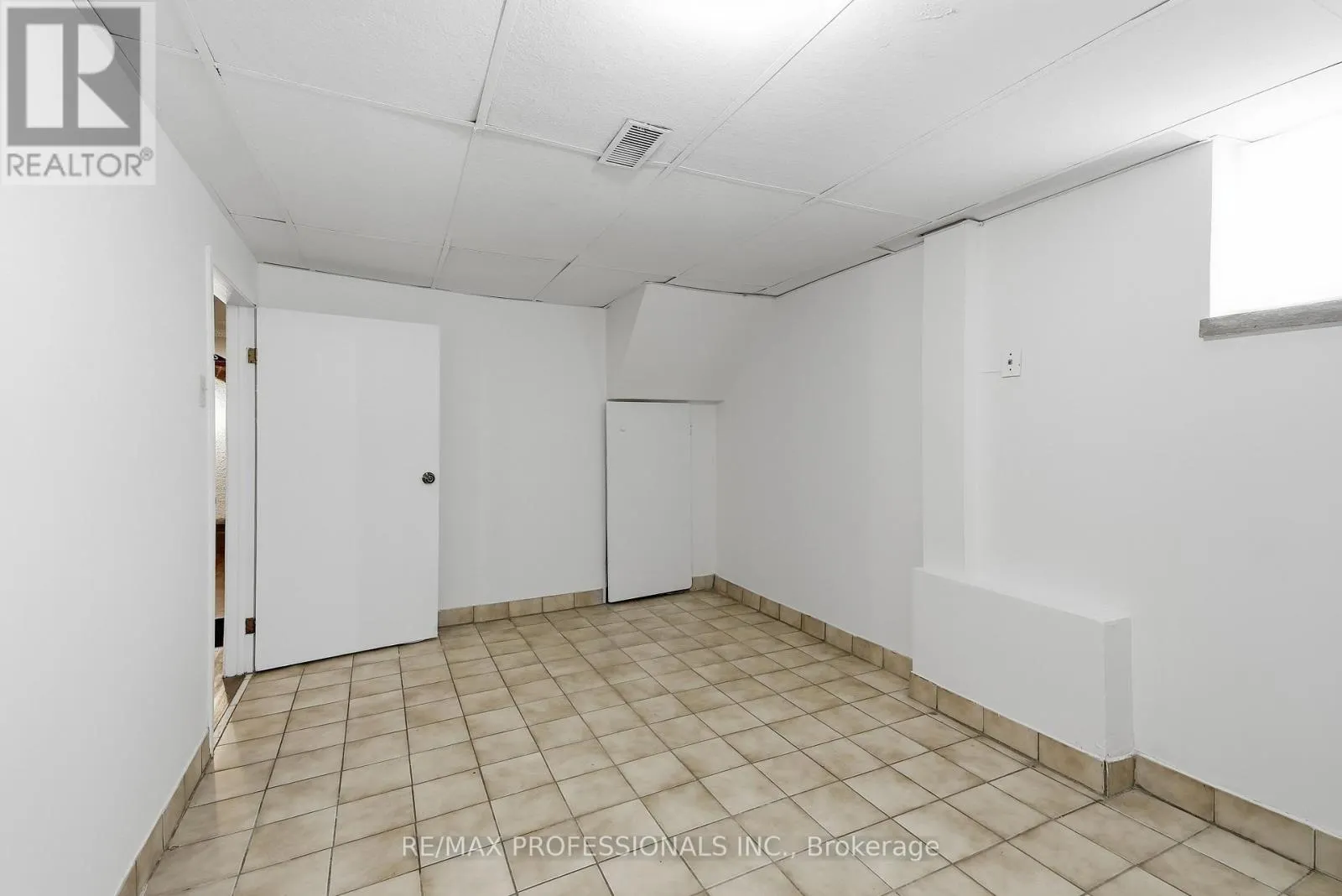 111 WESLEY STREET