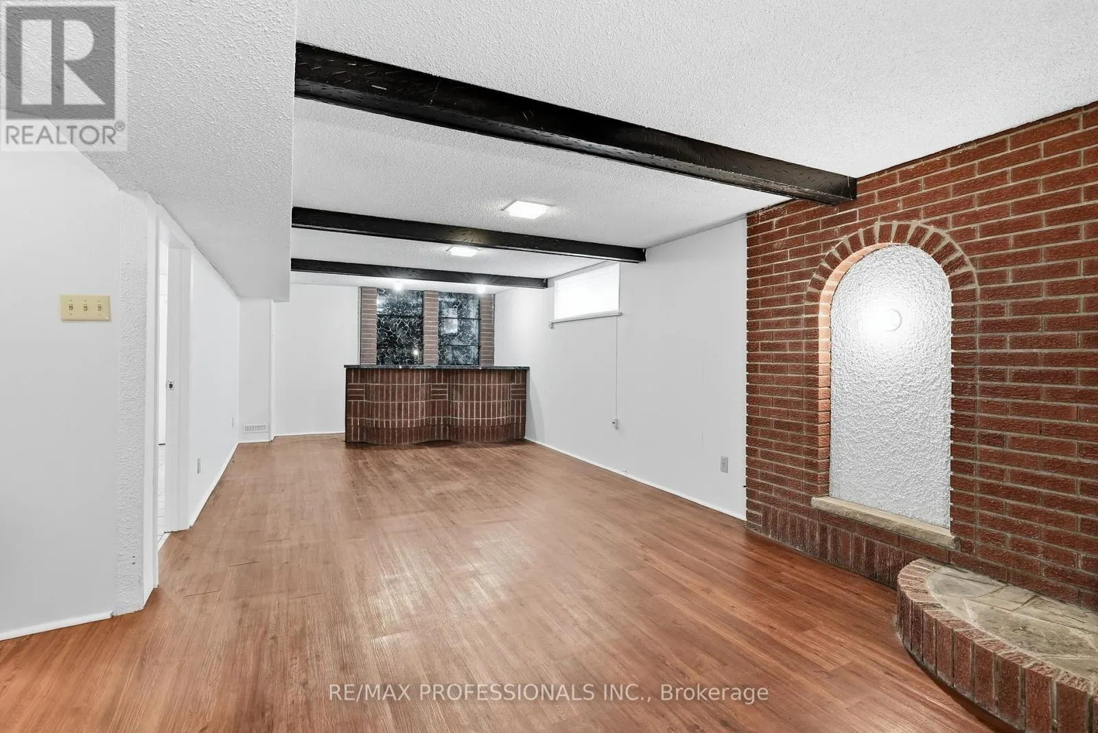 111 WESLEY STREET