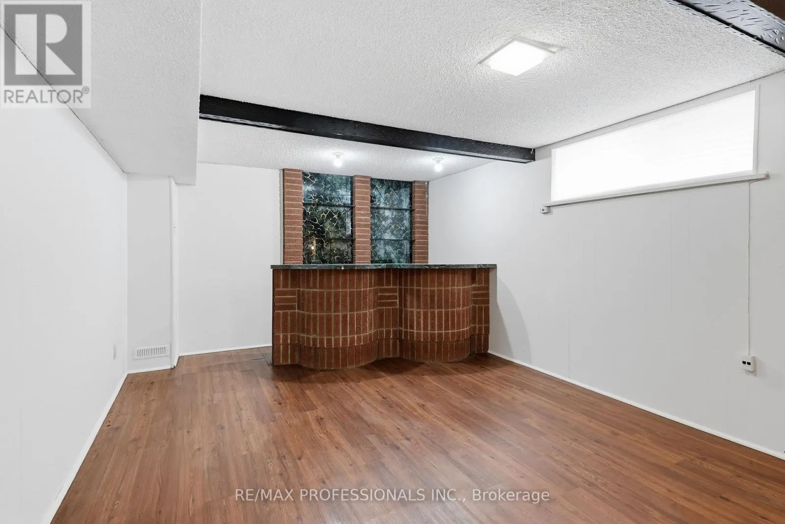 111 WESLEY STREET