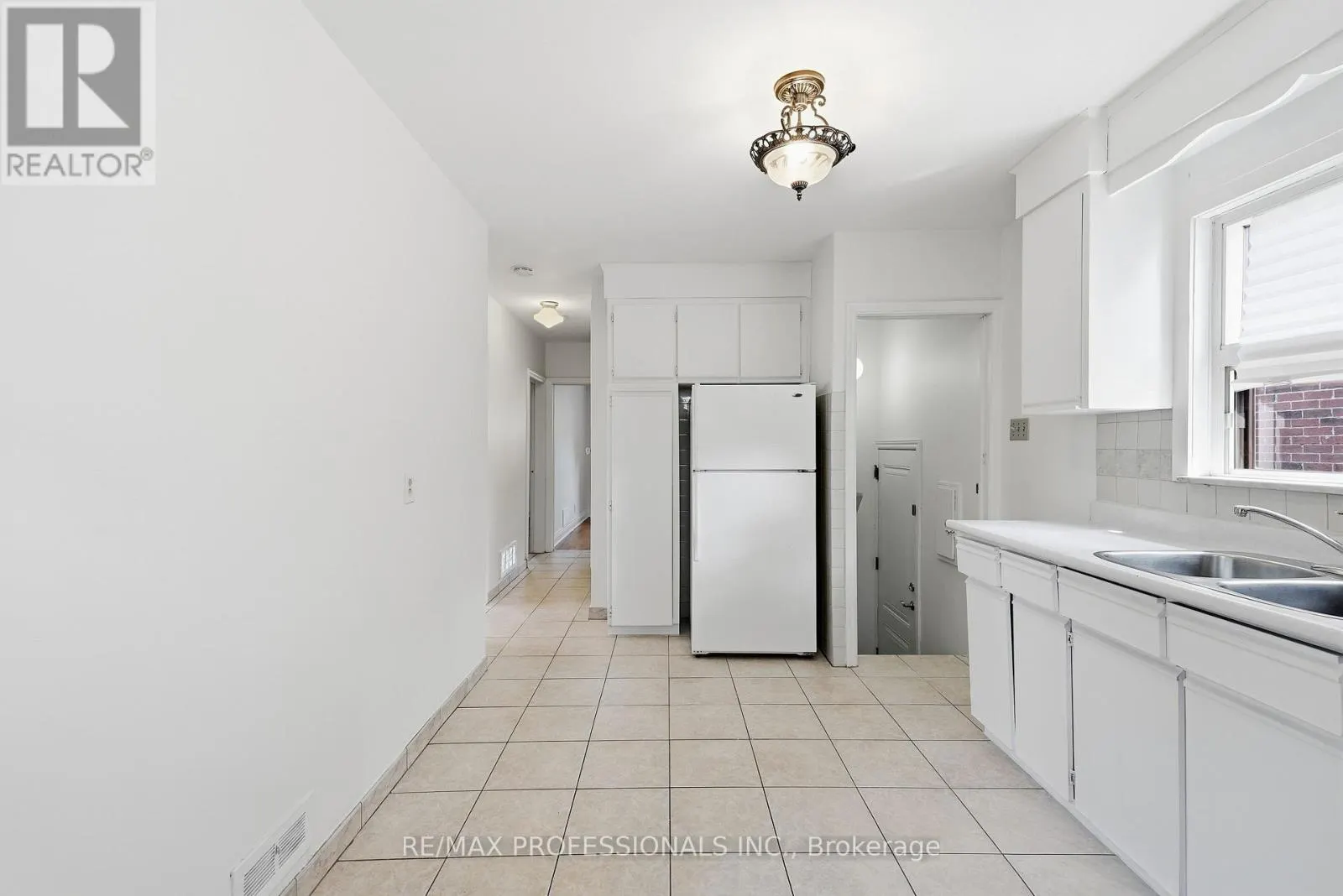 111 WESLEY STREET