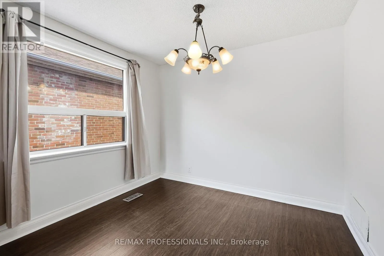 111 WESLEY STREET