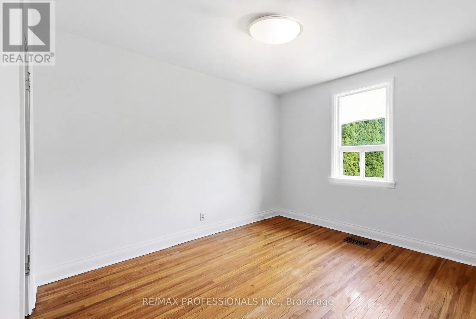 111 WESLEY STREET