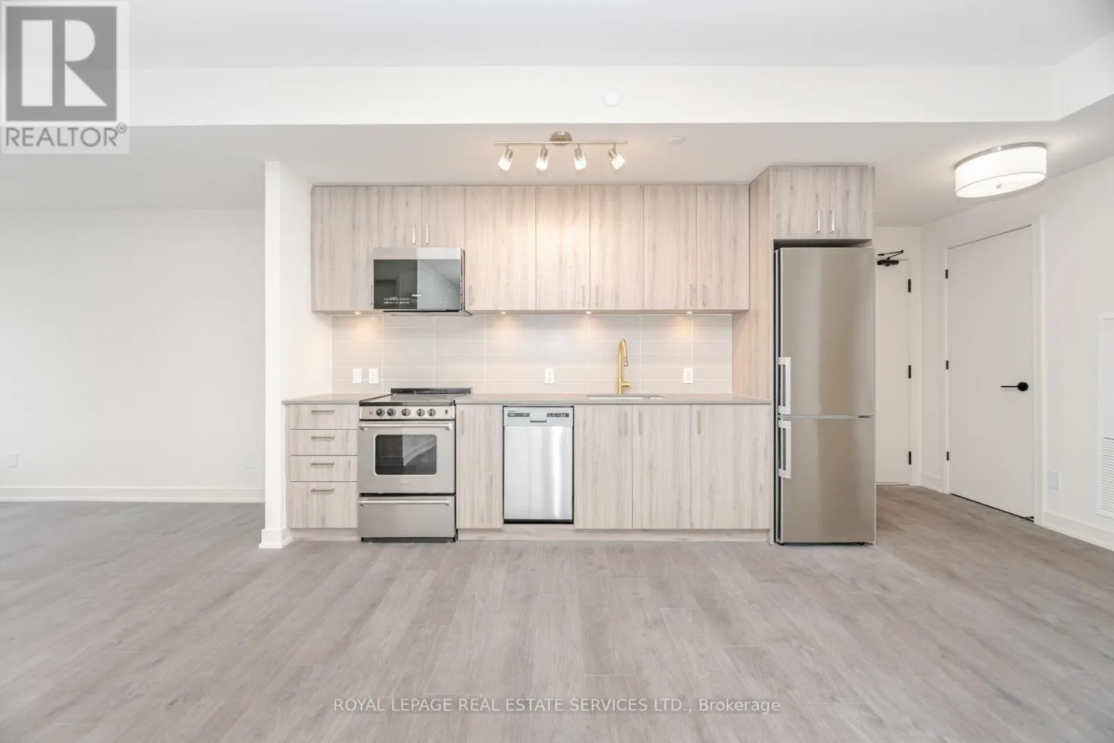 1202 - 8010 DERRY ROAD